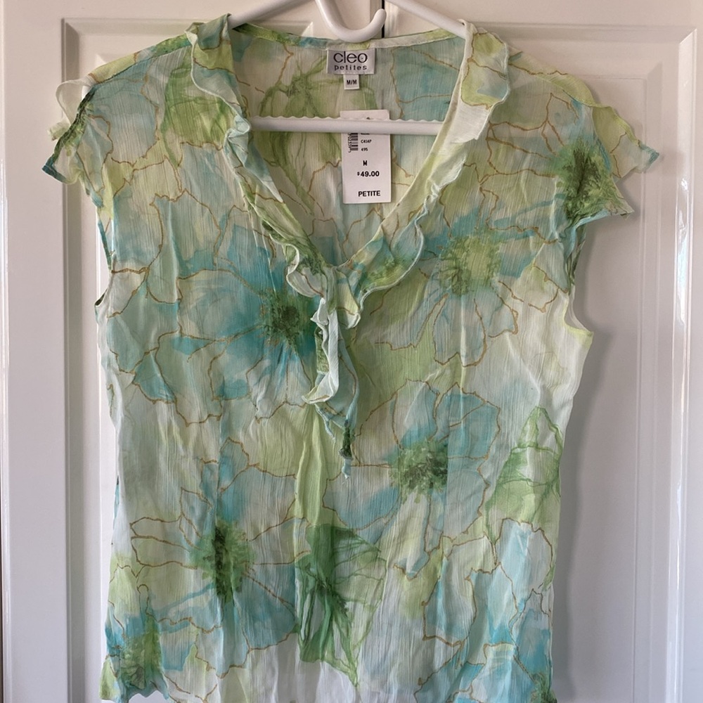 cleo Petite Floral Ruffle V-Neck Top in Blue & Green